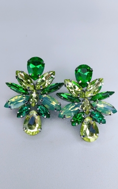 Aros de gemas en tonos verdes