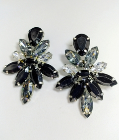 Aros de gemas negras y gris humo brillante