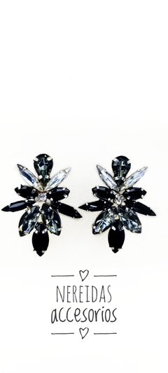 Aros de gemas negras y cristal