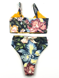 Conjunto Floral Preto