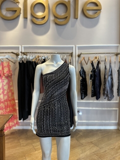 Vestido preto com aplicações prata