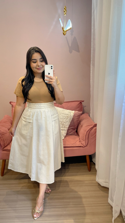 SAIA JULIANA EM LINHO