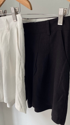 Short Génova Negro - Lino - comprar online