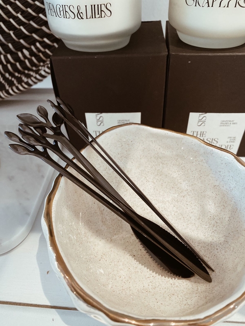 Cuchillo Copetin Acero Negro