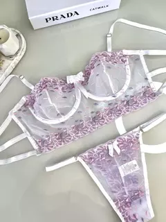 CONJUNTO BORDADO HELEN VERMELHO BRACO C/ ROSA - Liberty 