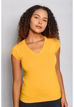 Blusa Básica Gola V
