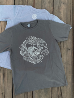 Remera Dragón - Face Tattoo