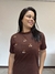 T-Shirt Gola Alta Bordada Corações - Forma do Corpo