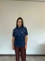 T-Shirt Gola Alta Bordada Margaridas - Forma do Corpo