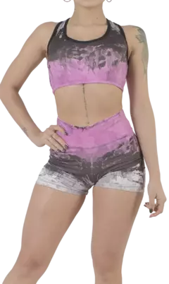 Conjunto corto short y top grunge rosa en internet