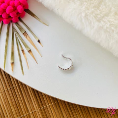 Piercing Fake Bolinhas Banhado a Prata - comprar online