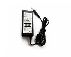 Cargador Original Para Notebook Samsung 19 V 3.16A 5.5 X 3.0 Mm en internet