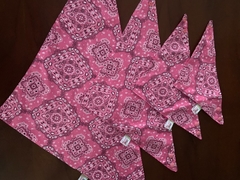 Bandana Rosa s/ pompom na internet