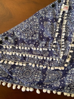 Bandana Azul escuro c/ pompom - comprar online