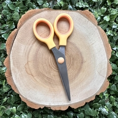 Tesoura Escolar KAZ na internet