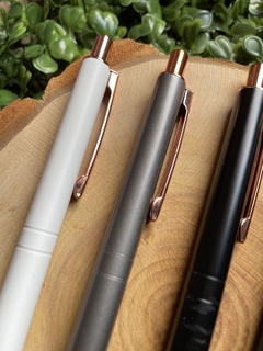 Caneta Luxo Colors na internet