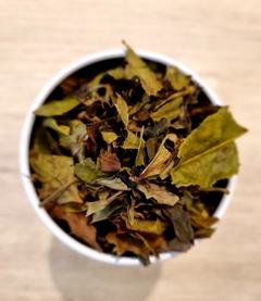 LATA DE 50 GR DE TÉ BLANCO ARGENTINO EN HEBRAS PURAS ENTERAS - comprar online