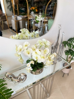 Arreglo Floral ORQUIDEA BLANCA GRANDE CON BROTES Artificial en internet