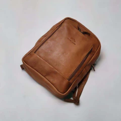 MOCHILA DE CUERO (08001)