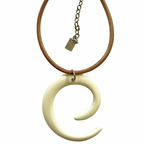 Colar Spiral Off