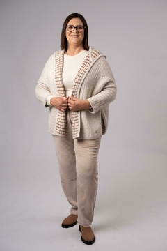 Casaco oversized reversível com capuz e sem fechamento frontal Biamar 11843 - comprar online