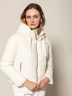 Imagem do Jaqueta puffer com capuz, bolsos e fechamento em zíper Biamar 51037