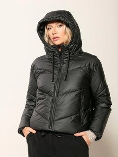 Jaqueta puffer com capuz, bolsos e fechamento em zíper Biamar 51037 - comprar online