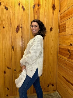 Blusa alongada com gola removível, fenda lateral e punhos canelados Biamar 11889 - Moda Urbana | Tendências da Moda Feminina 