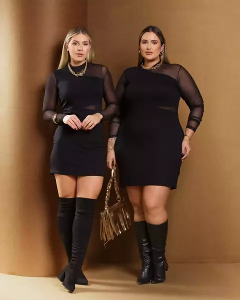 VESTIDO COM DETALHE TULE