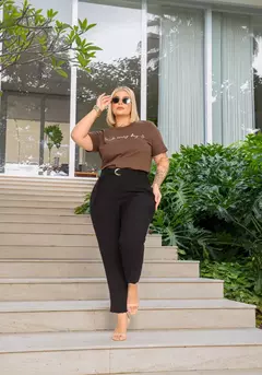 CALÇA ALFAIATARIA COM CINTO na internet