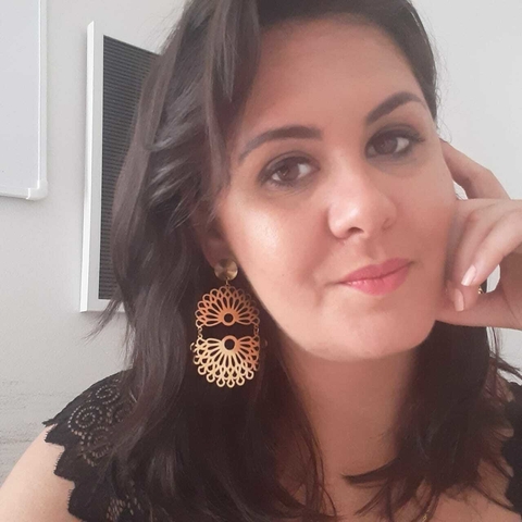 Maxi brinco formas geométricas vazadas folheado a ouro 18k