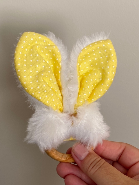 PORTA GUARDANAPO ORELHINHA AMARRELA