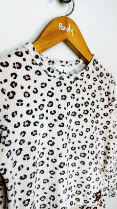 Imagen de Buzo nena plush animal print - Cod: 24245