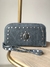 Billetera/sobre Sol - Gris - comprar online