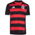 Camisa do Mengão Home 25/26 na cor preto e vermelho, com listras horizontais e logo do Flamengo.