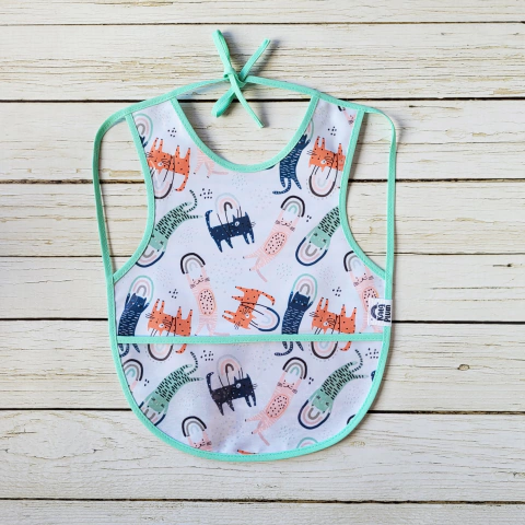 Babero para comer Gatitos voladores