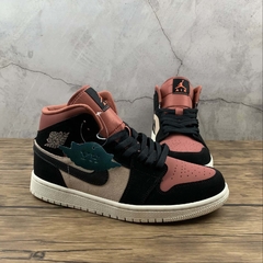 Jordan 1 Mid Canyon Rust na internet