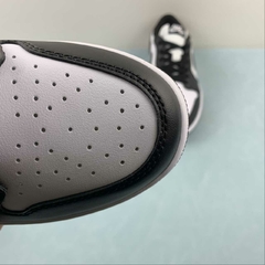 Jordan 1 Low OG Mocha na internet