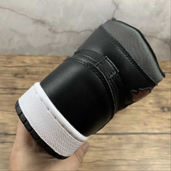 Jordan 1 Retro High Black Satin Gym Red - loja online
