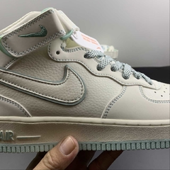Nike Air Force 1 Mid Undefeated - Born Sneakers