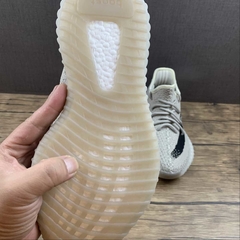 Imagem do adidas Yeezy Boost 350 V2 Beige Black