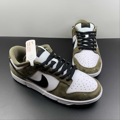 Nike SB Dunk Low White Black Trail End Brown na internet