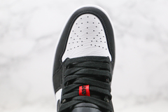 Imagem do Jordan 1 Low Black Toe