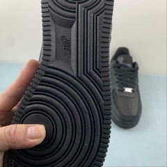 Imagem do Nike Air Force 1 07 LE Black