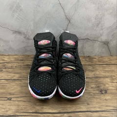 Imagem do Nike LeBron 18 Multicolor