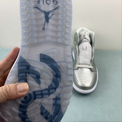 Imagem do Jordan 1 High Golf Gift Giving