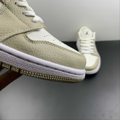 Jordan 1 Low SE Sail Rattan University Red - comprar online