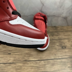 Jordan 1 Retro High Satin Snake Chicago - comprar online