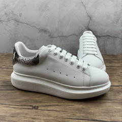 Alexander McQueen Oversized na internet
