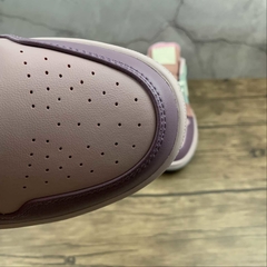 Jordan 1 Low Easter na internet